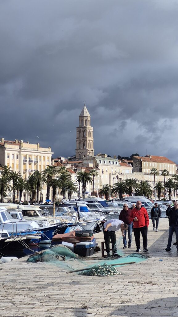 Centar Splita, Matejuška, ribari