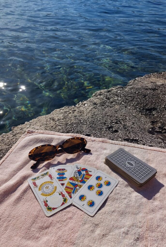 Igra briškula, otok Vis